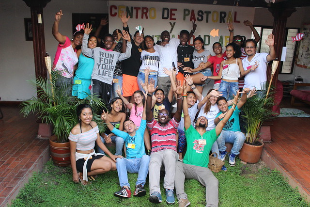 2016-10-22 Integración jóvenes afro y grupo juvenil parroquial