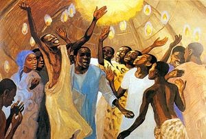 Hombres africanos y una mujer, muy felices. ven cómo descienden del cielo unas lenguas de fuego. Todos llevan mantas africanas y un tiene el torso desnudo.